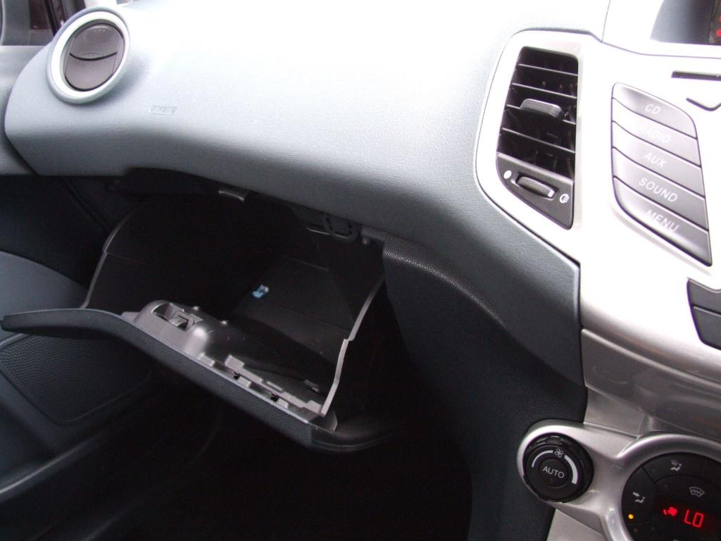 Used Ford Fiesta 2009 for sale - 76312817: Photo 44