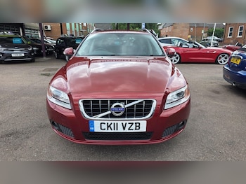 Used Volvo V70 2011 for sale - 79365759: Photo