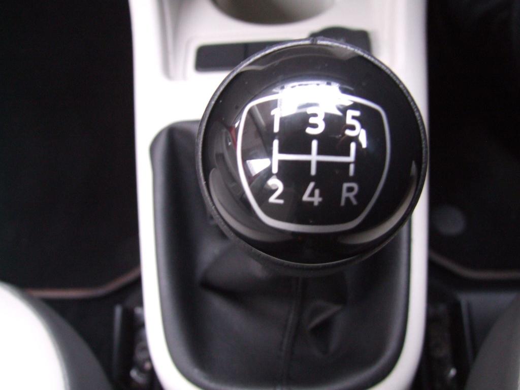 Used Volkswagen up! 2017 for sale - 76209944: Photo 13