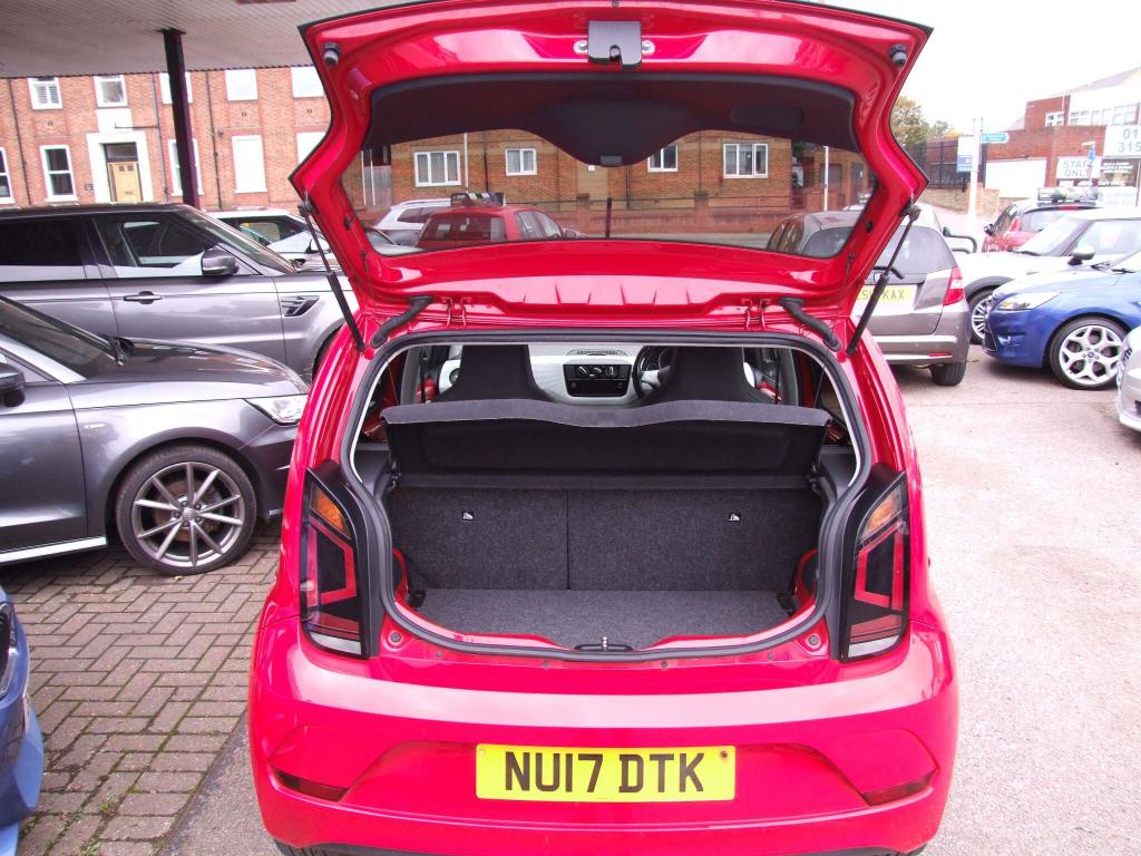 Used Volkswagen up! 2017 for sale - 76209944: Photo 41