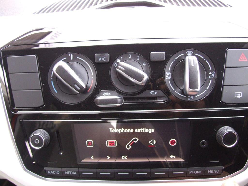 Used Volkswagen up! 2017 for sale - 76209944: Photo 49