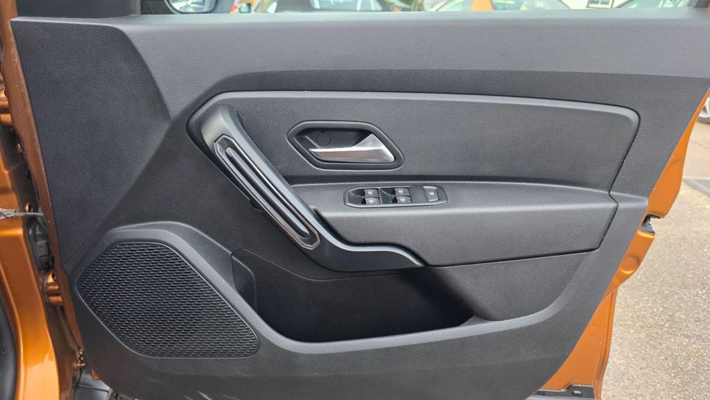 Used Dacia Duster 2018 for sale - 77026445: Photo 27