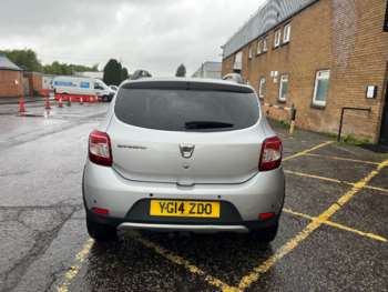 Used Dacia Sandero Stepway 2014 for sale - 75130880: Photo