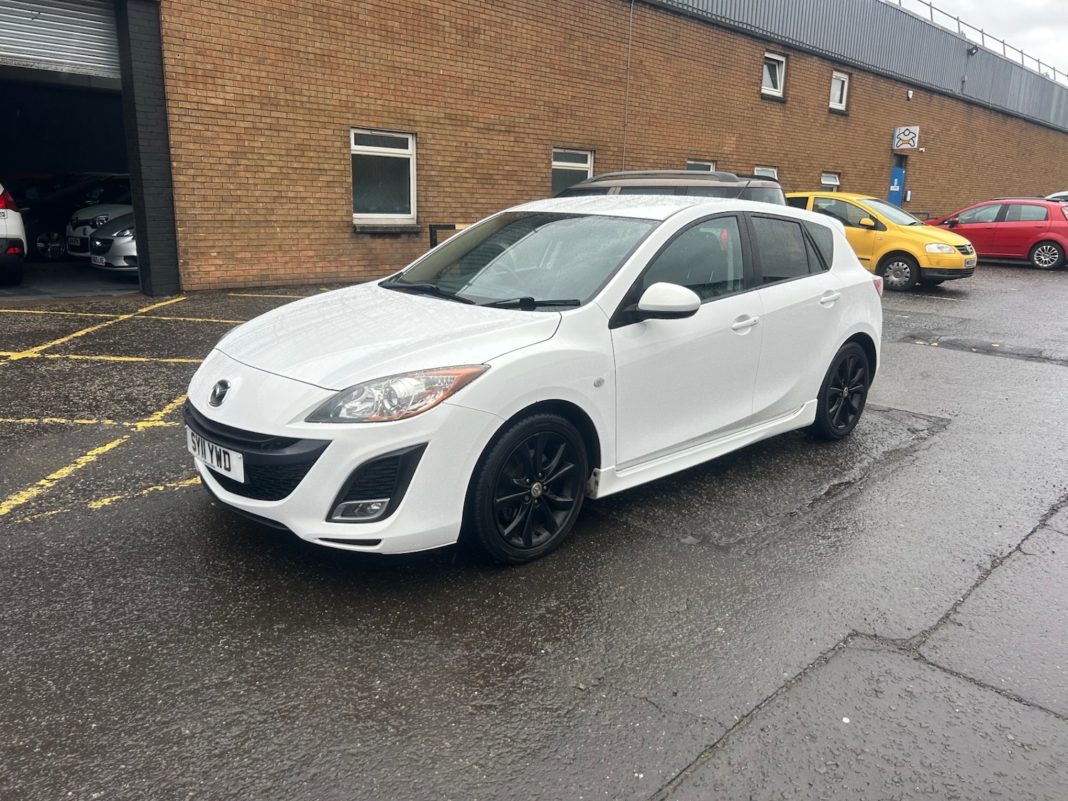 Used Mazda Mazda3 2011 for sale - 76093860: Photo 6
