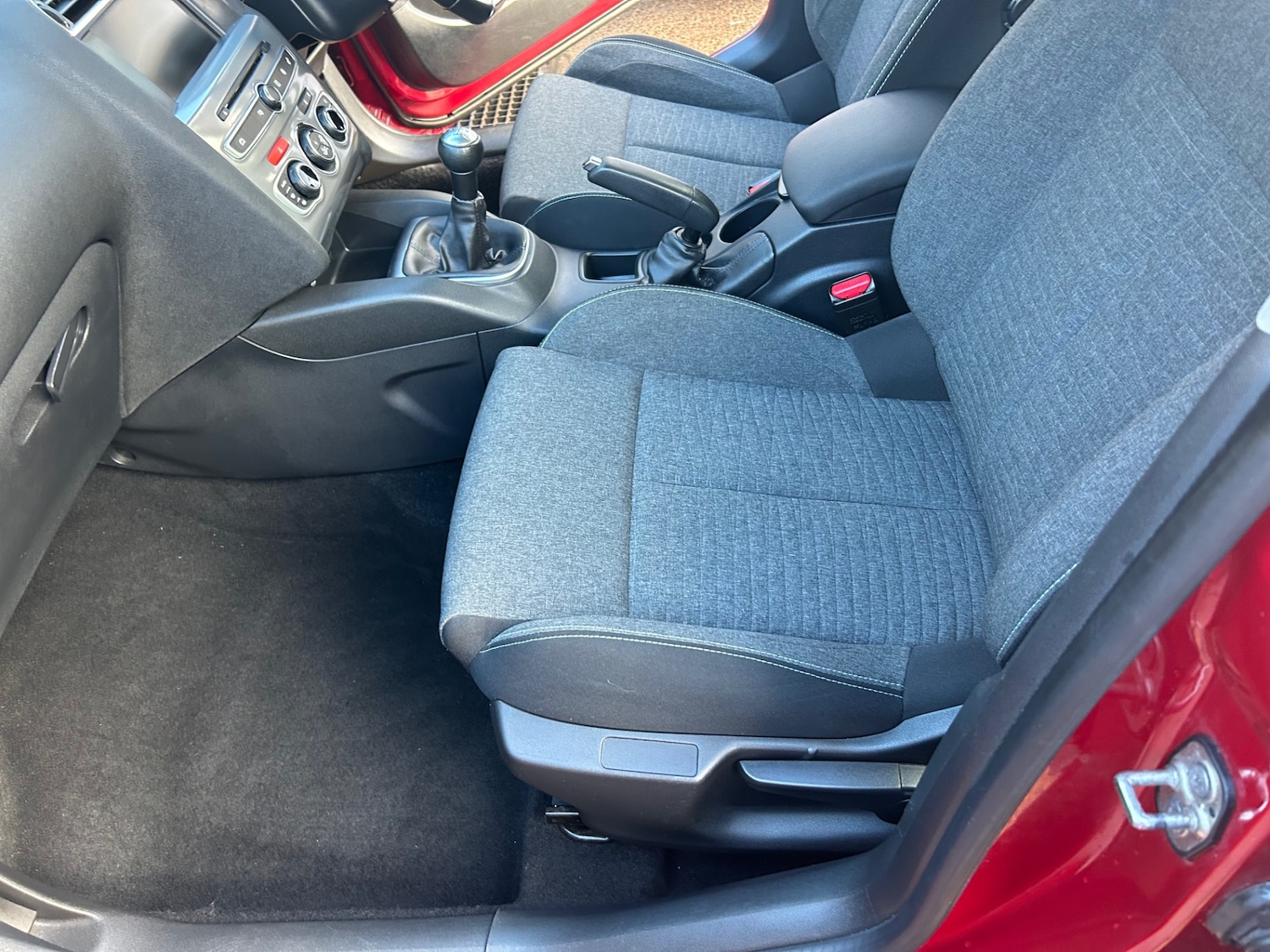 Used Citroen C4 2015 for sale - 76763516: Photo 11