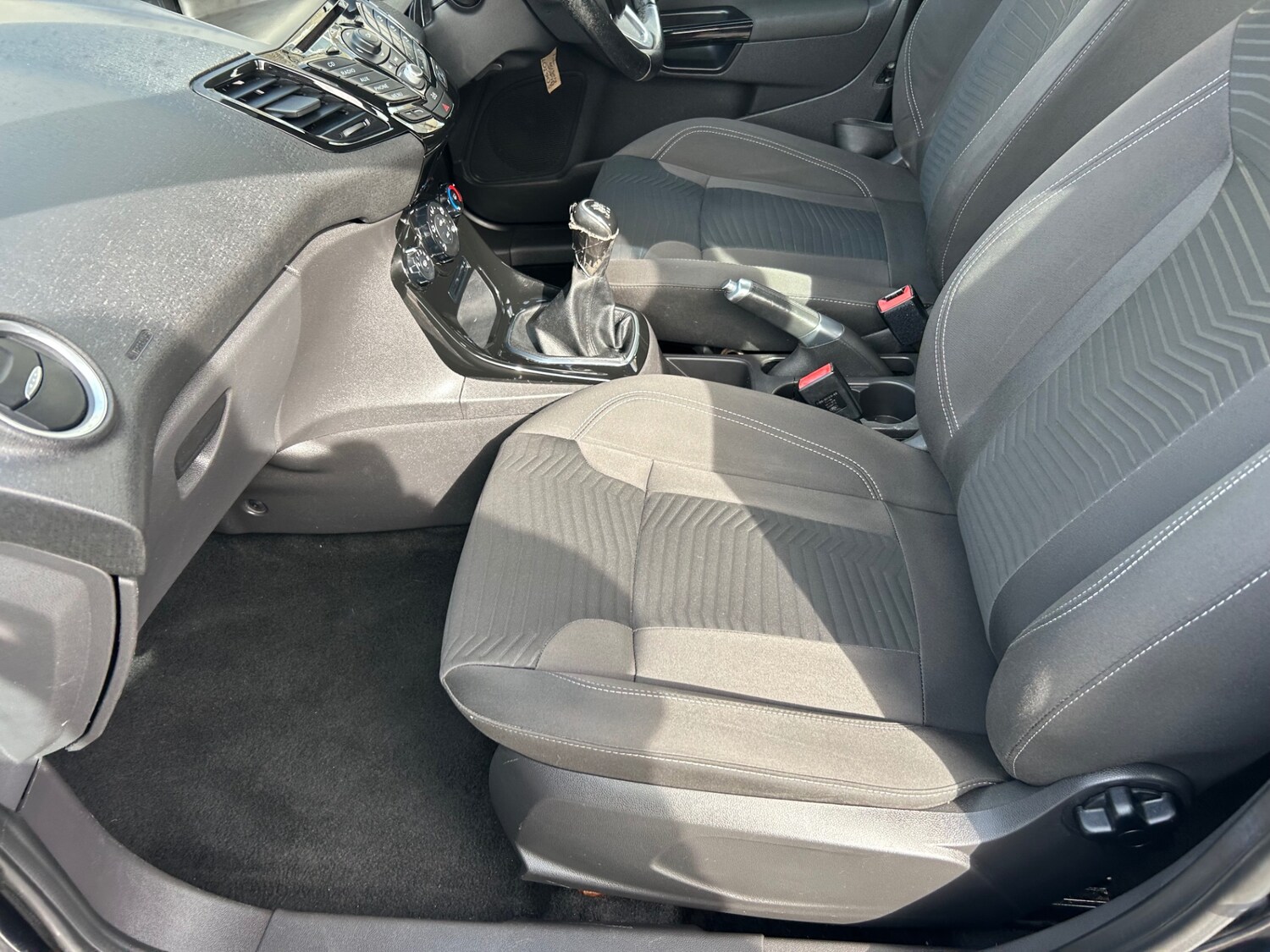 Used Ford Fiesta 2013 for sale - 77493002: Photo 11