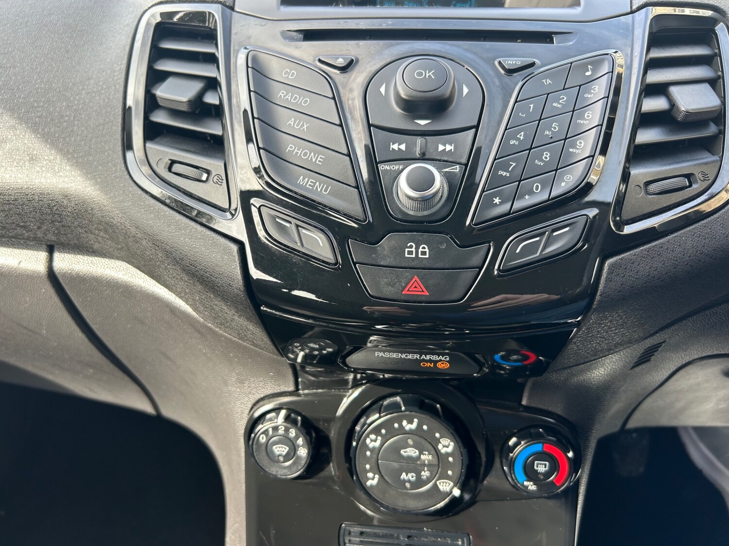 Used Ford Fiesta 2013 for sale - 77493002: Photo 15