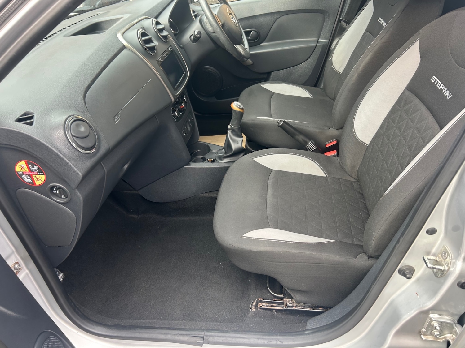 Used Dacia Sandero Stepway 2014 for sale - 76178106: Photo 10