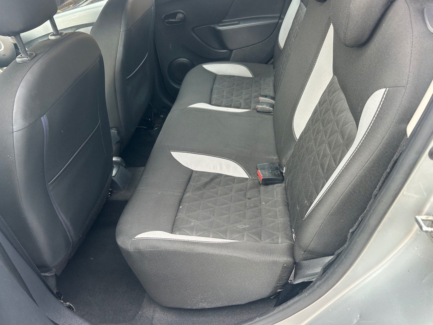 Used Dacia Sandero Stepway 2014 for sale - 76178106: Photo 11