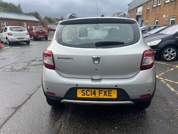 Used Dacia Sandero Stepway 2014 for sale - 76178106: Photo