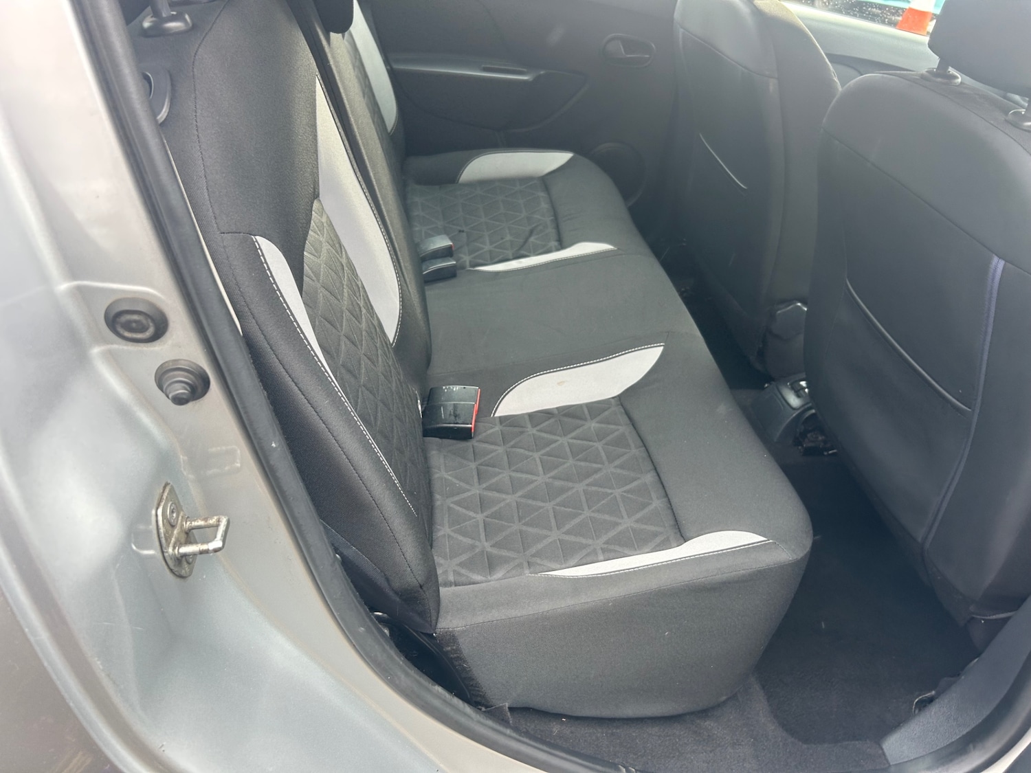 Used Dacia Sandero Stepway 2014 for sale - 76178106: Photo 9