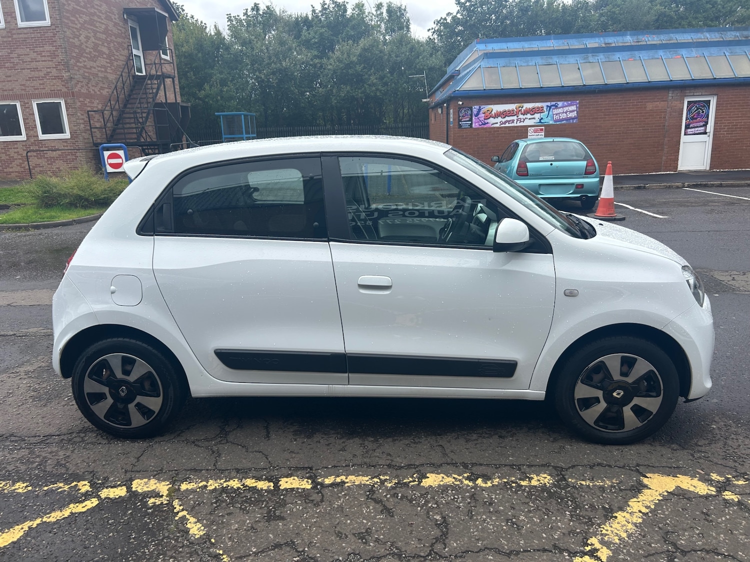 Vehicle 3