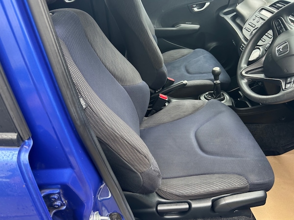 Used Honda Jazz 2011 for sale - 75130893: Photo 9