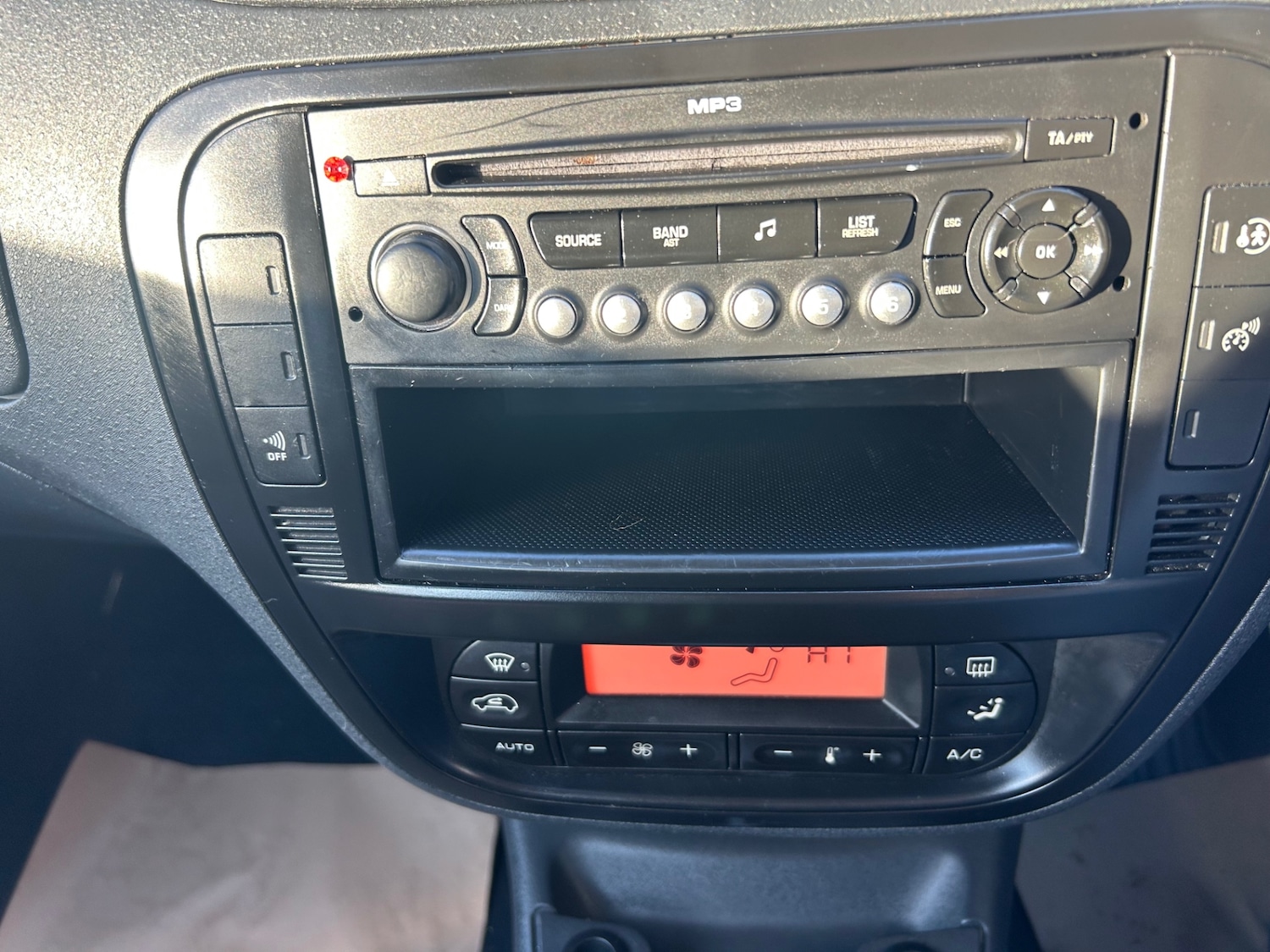 Used Citroen C3 2009 for sale - 77181383: Photo 15