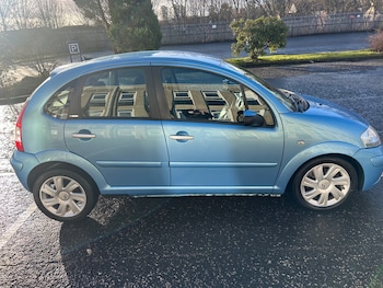 2009 (09) - 1.6i 16V Exclusive 5dr Auto