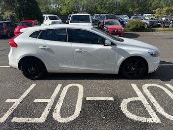 Used Volvo V40 2014 for sale - 78541284: Photo