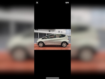 Used Honda Jazz 2010 for sale - 76268664: Photo 2