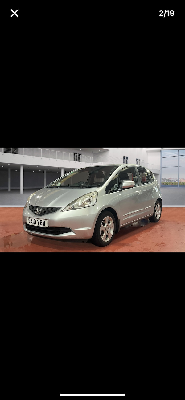 Used Honda Jazz 2010 for sale - 76268664: Photo 3