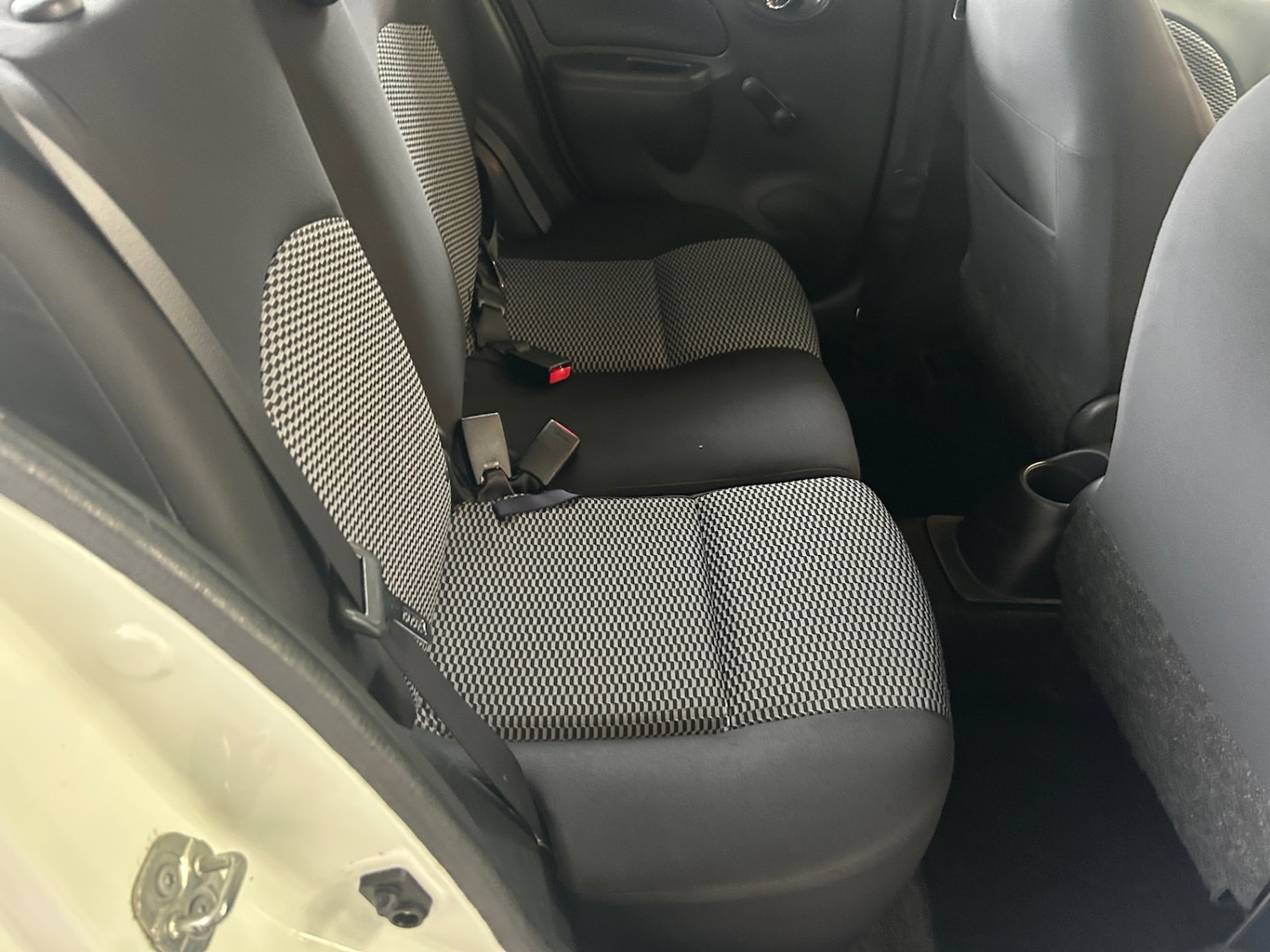 Used Nissan Micra 2013 for sale - 76131259: Photo 10
