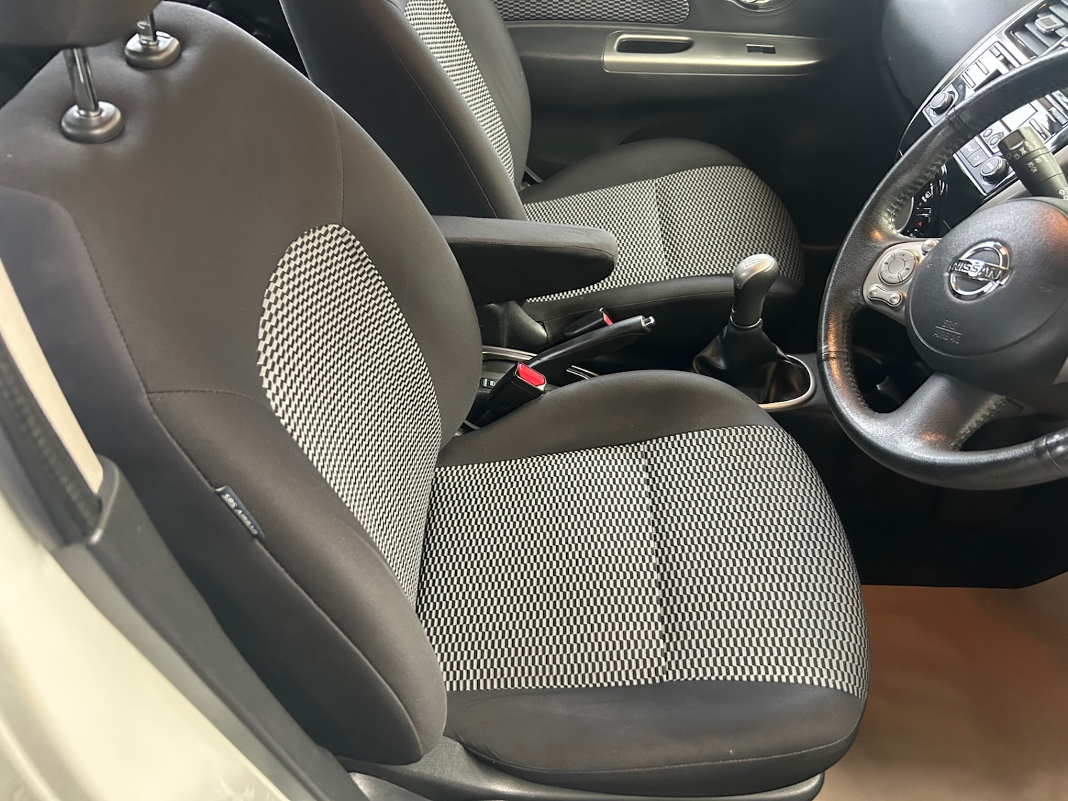 Used Nissan Micra 2013 for sale - 76131259: Photo 9