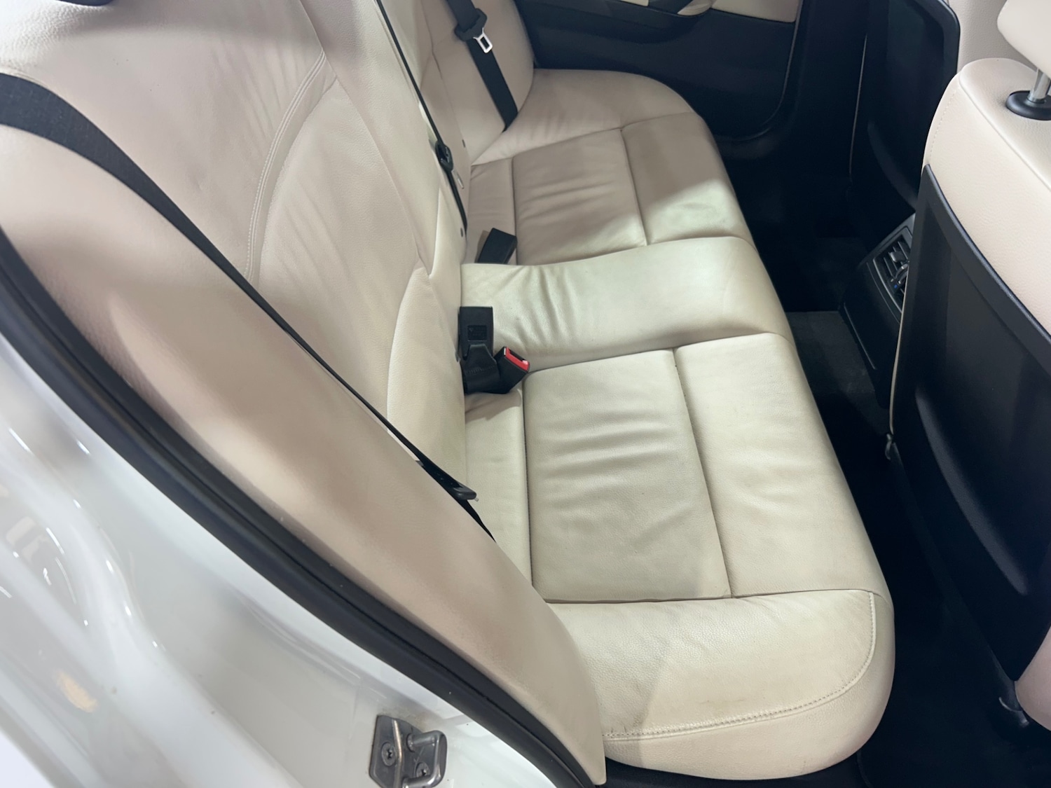 Used BMW 3 Series 2011 for sale - 77834505: Photo 12