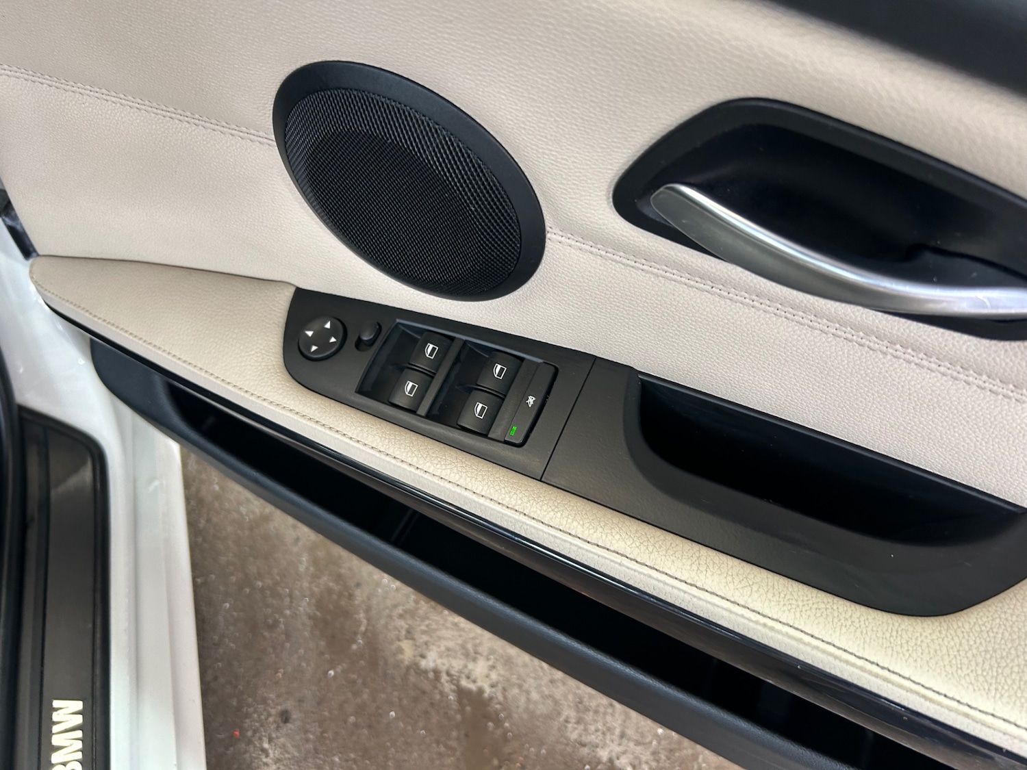 Used BMW 3 Series 2011 for sale - 77834505: Photo 13