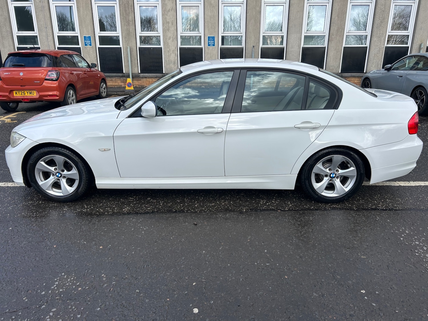 Used BMW 3 Series 2011 for sale - 77834505: Photo 3