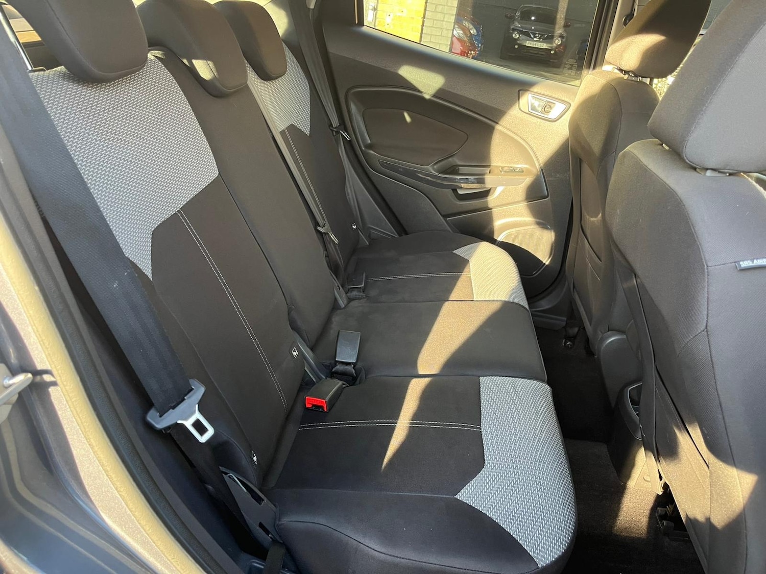 Used Ford Ecosport 2015 for sale - 76451994: Photo 9