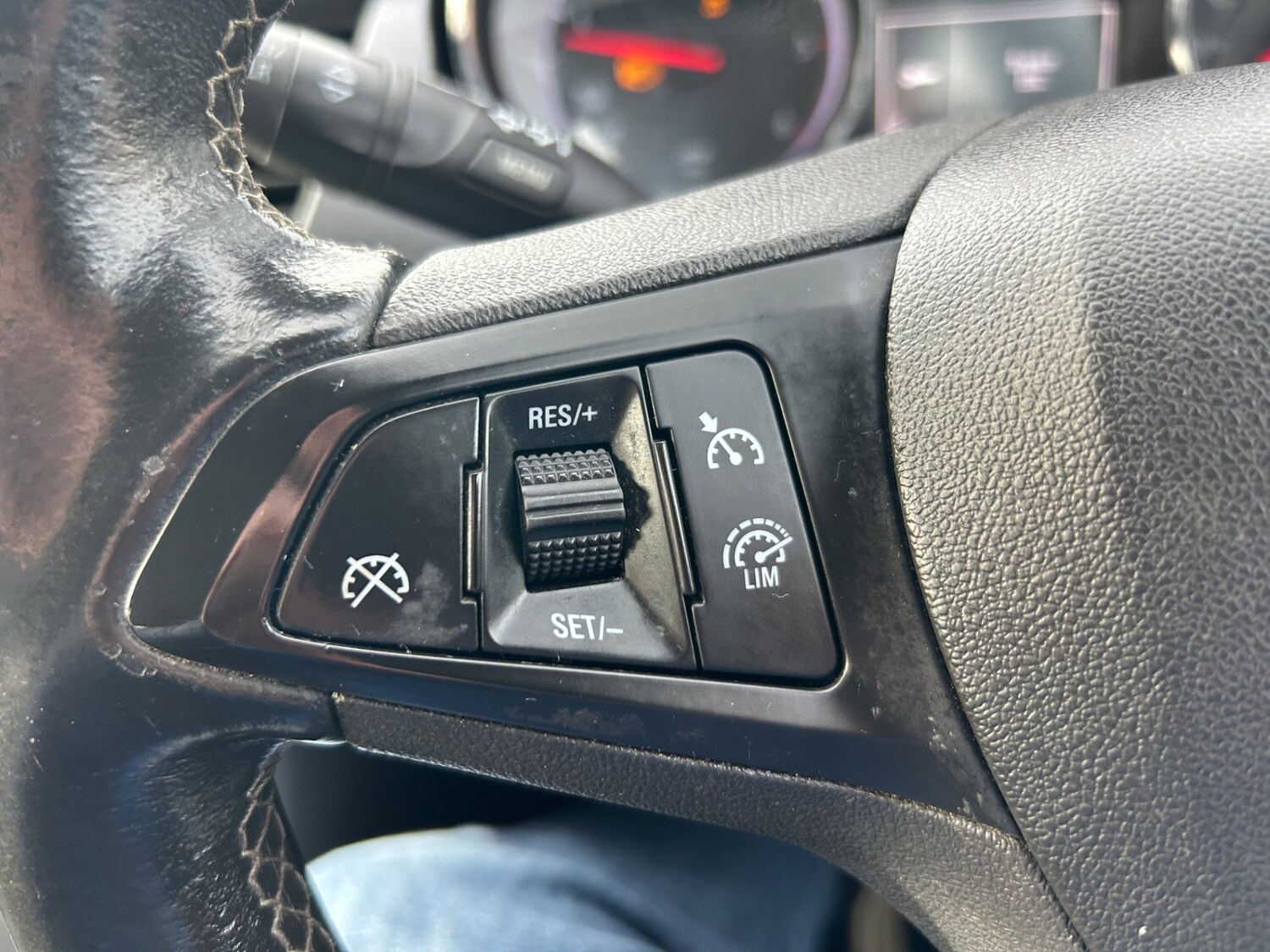 Used Vauxhall Astra 2017 for sale - 77493135: Photo 17