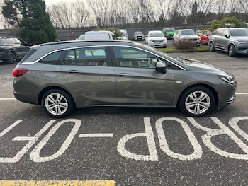 Used Vauxhall Astra 2017 for sale - 77493135: Photo
