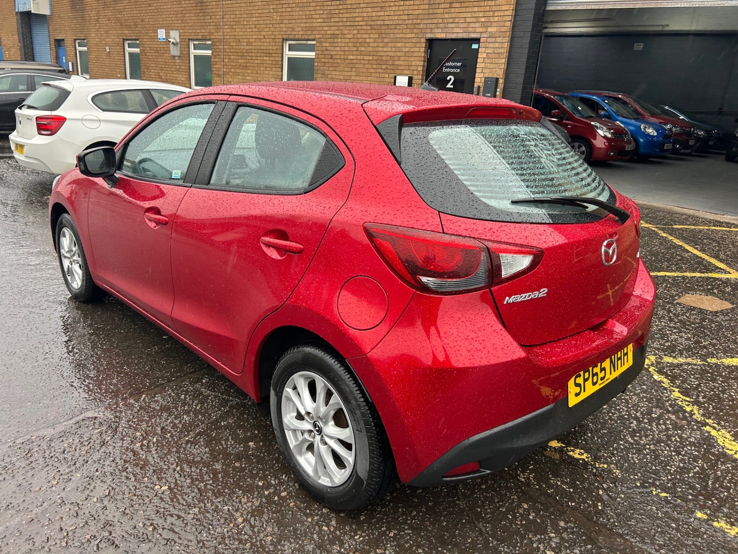 Used Mazda Mazda2 2015 for sale - 76532247: Photo 8