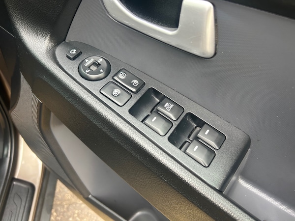 Used Kia Sportage 2012 for sale - 76268674: Photo 16