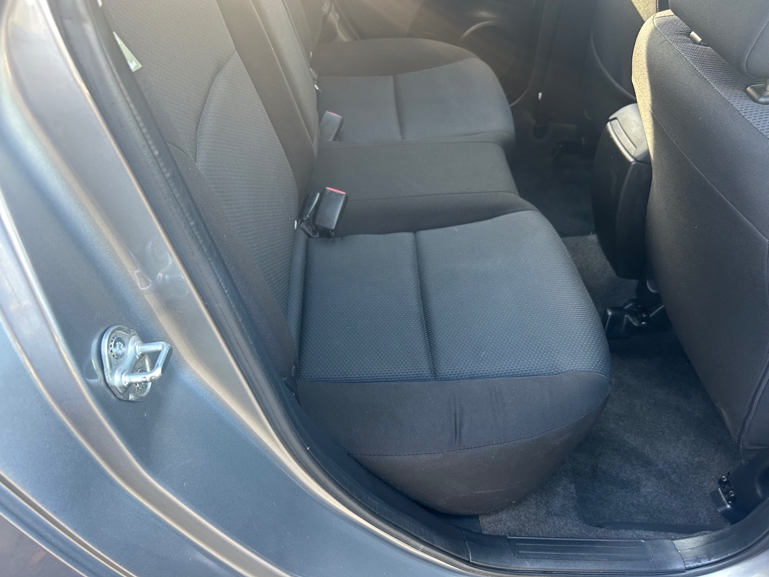 Used Mazda Mazda3 2010 for sale - 76376901: Photo 10