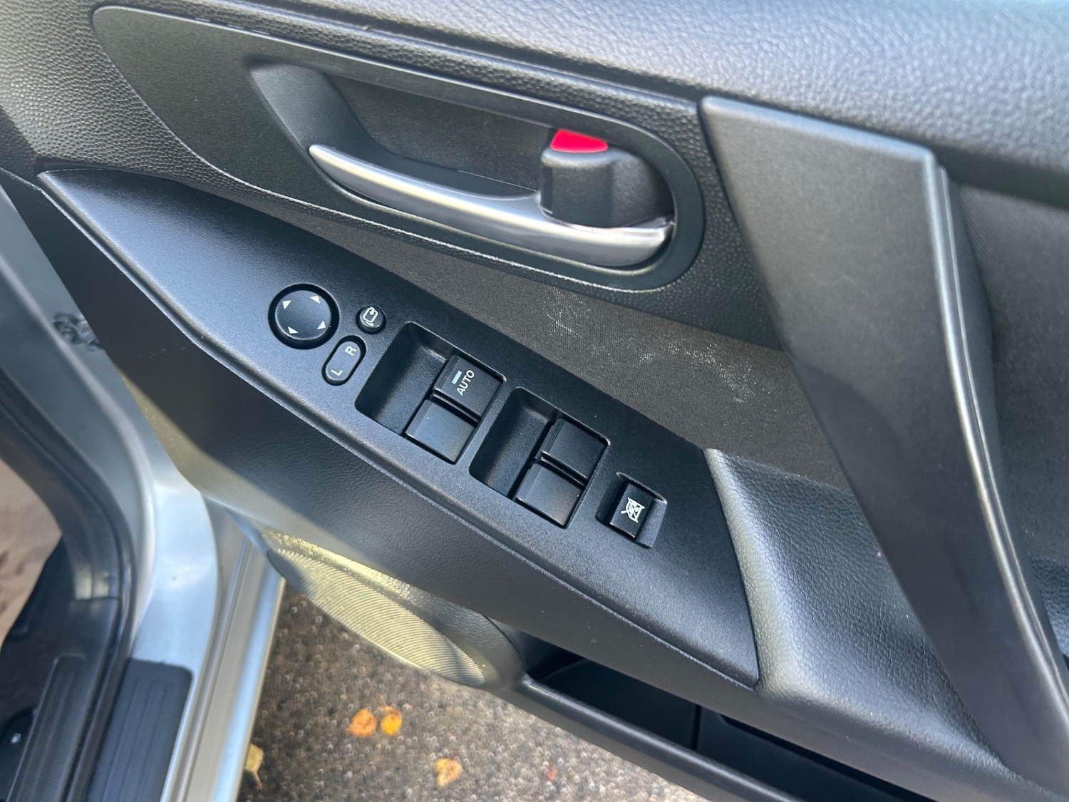 Used Mazda Mazda3 2010 for sale - 76376901: Photo 14