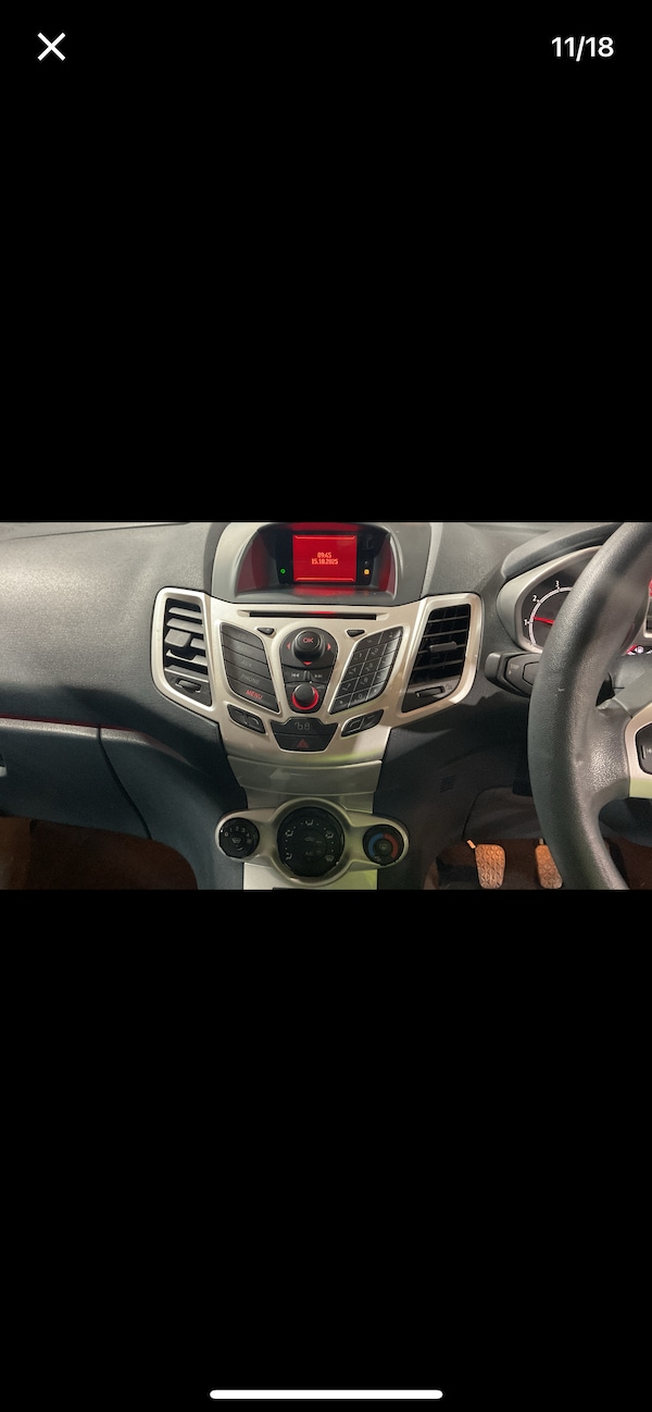 Used Ford Fiesta 2011 for sale - 76322148: Photo 8