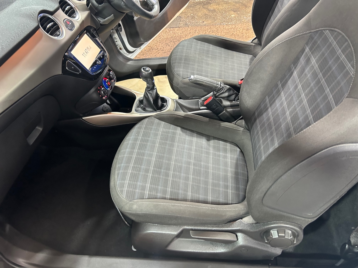 Used Vauxhall ADAM 2014 for sale - 77106755: Photo 13