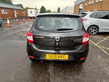 Used Dacia Sandero 2015 for sale - 75863974: Photo