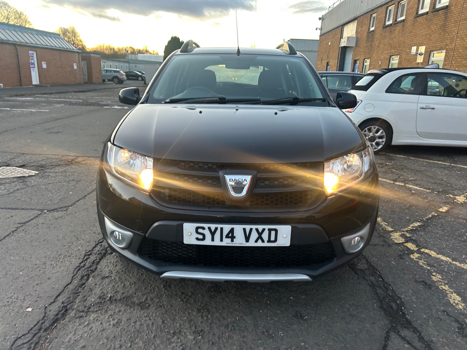 Used Dacia Sandero Stepway 2014 for sale - 76627391: Photo 2