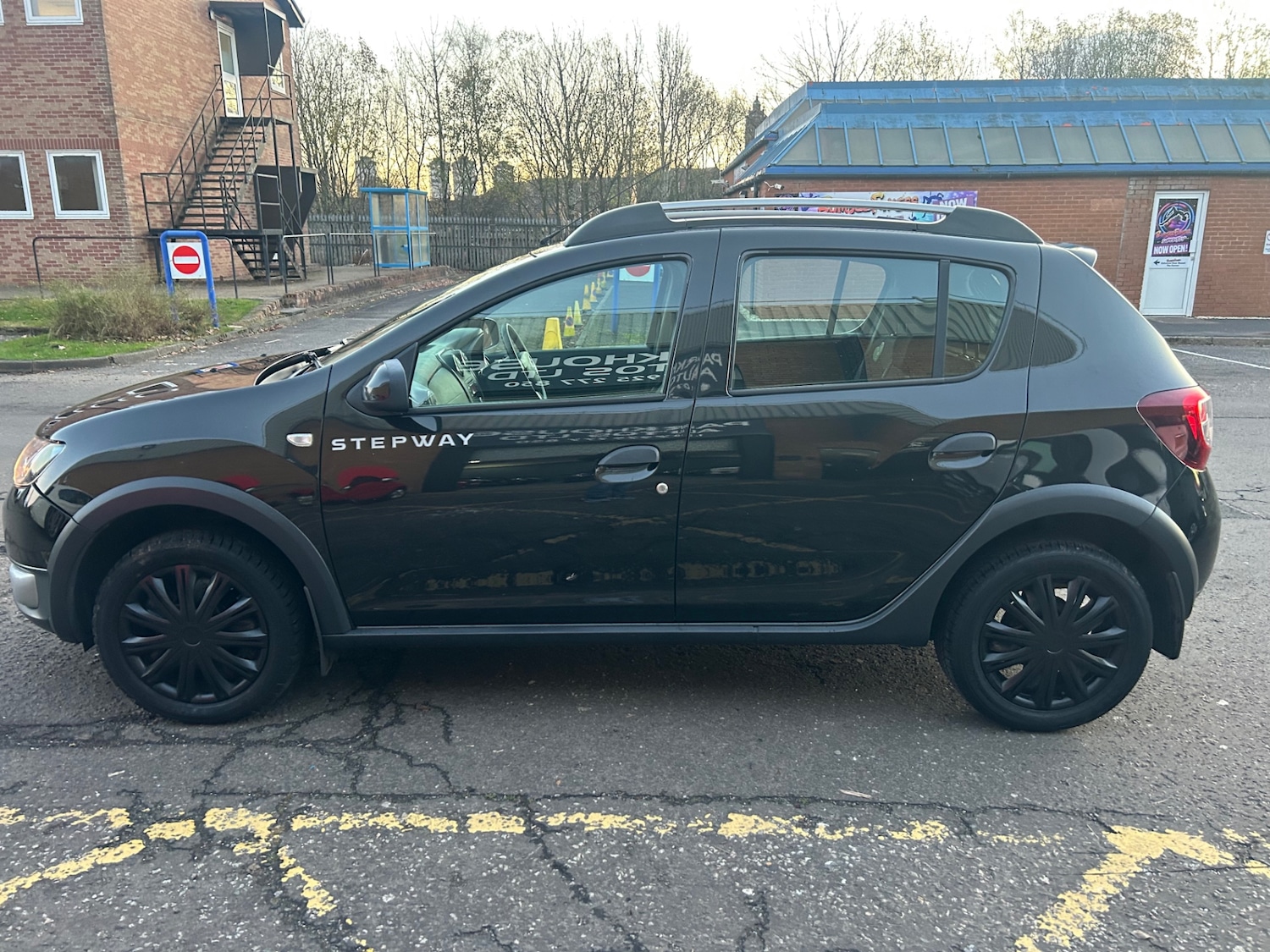 Used Dacia Sandero Stepway 2014 for sale - 76627391: Photo 3