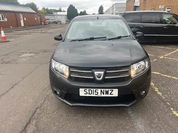 Used Dacia Sandero 2015 for sale - 76017931: Photo