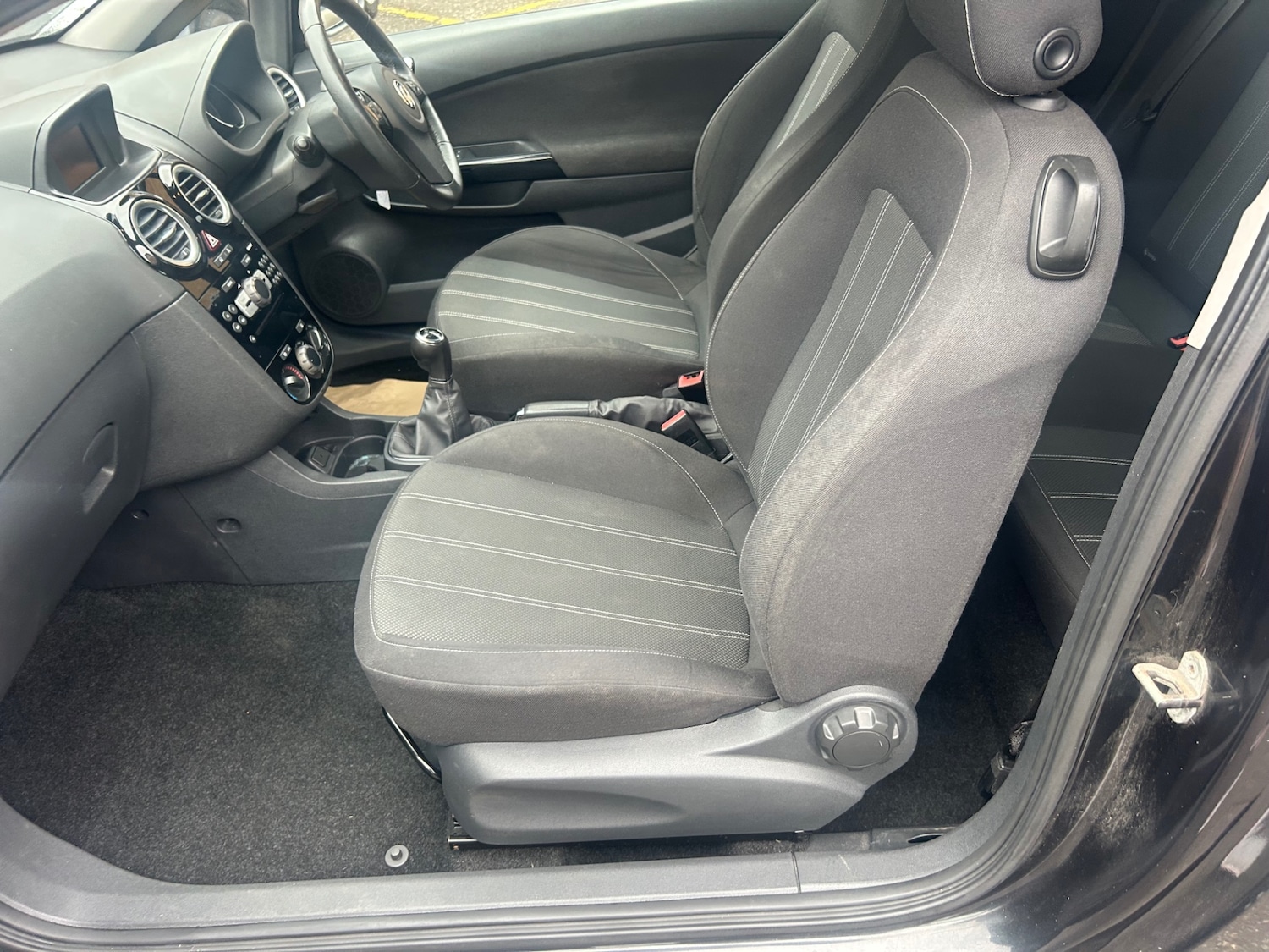 Used Vauxhall Corsa 2013 for sale - 77296866: Photo 11