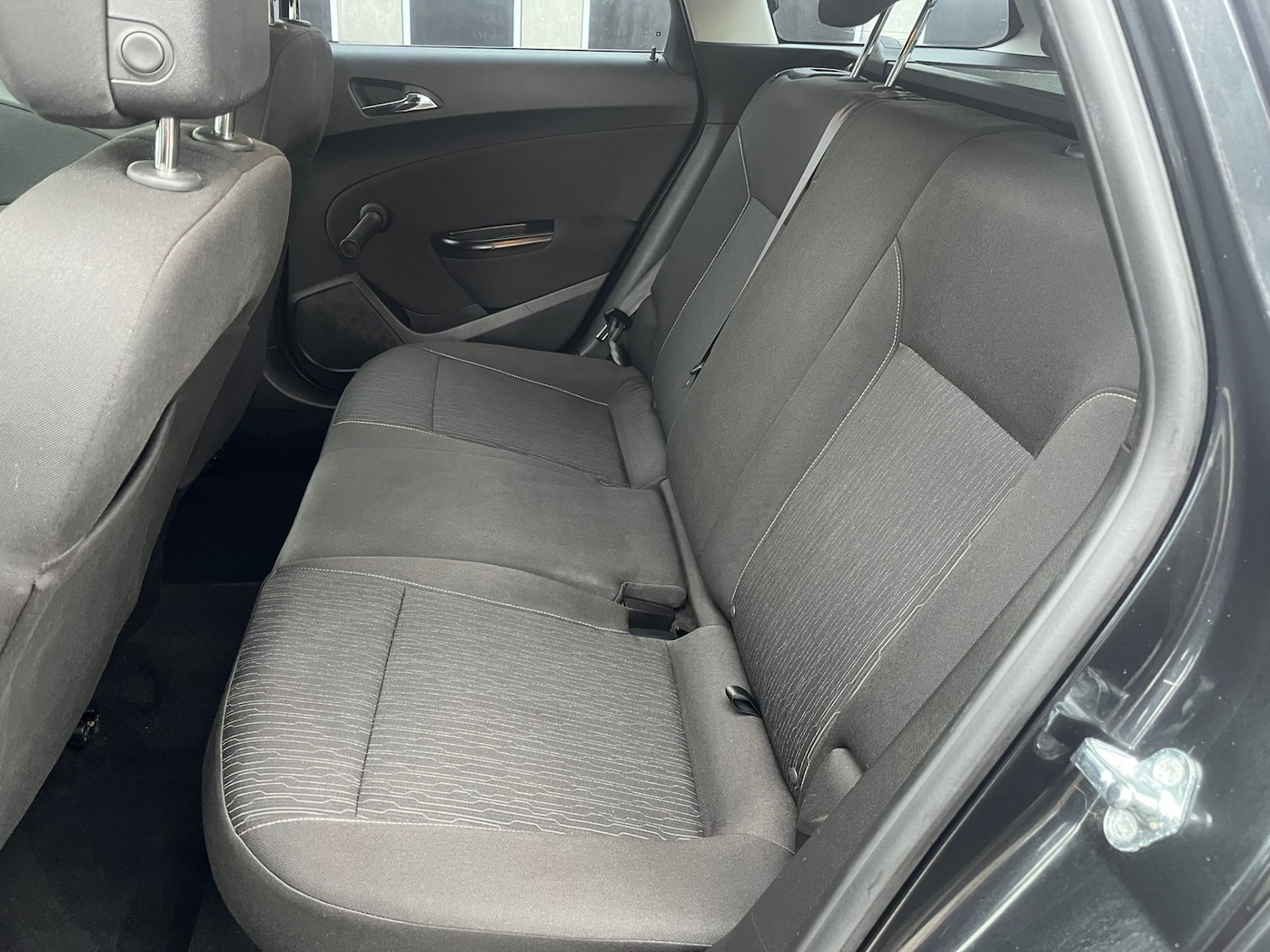 Used Vauxhall Astra 2015 for sale - 77492981: Photo 10