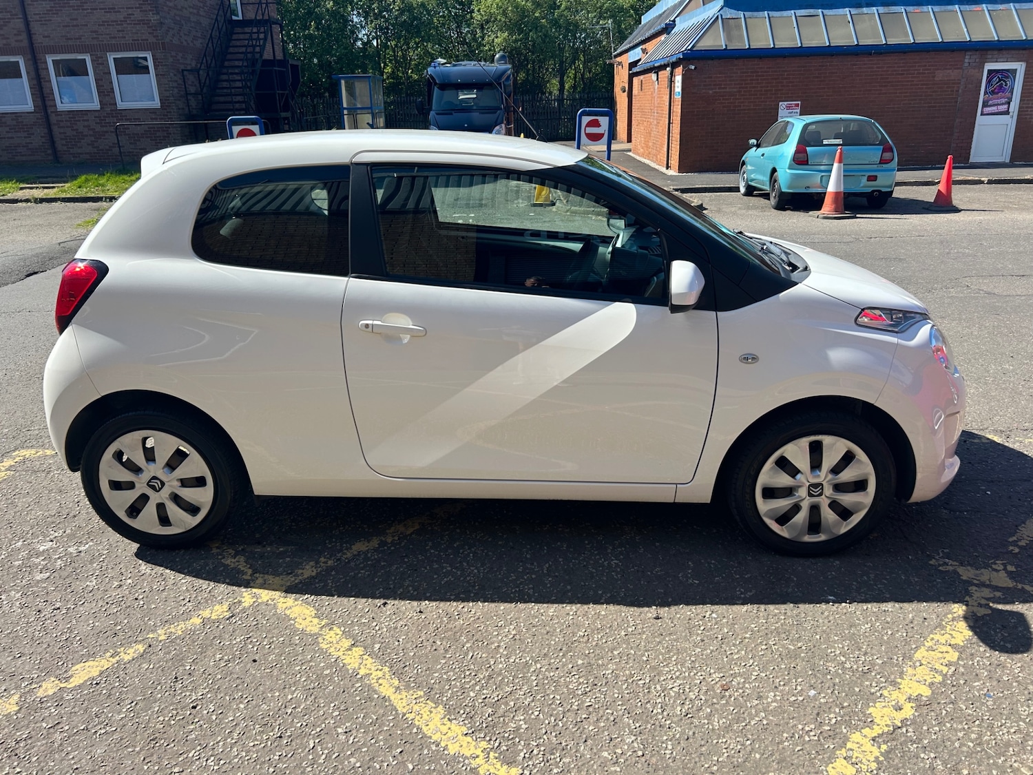 Vehicle 1