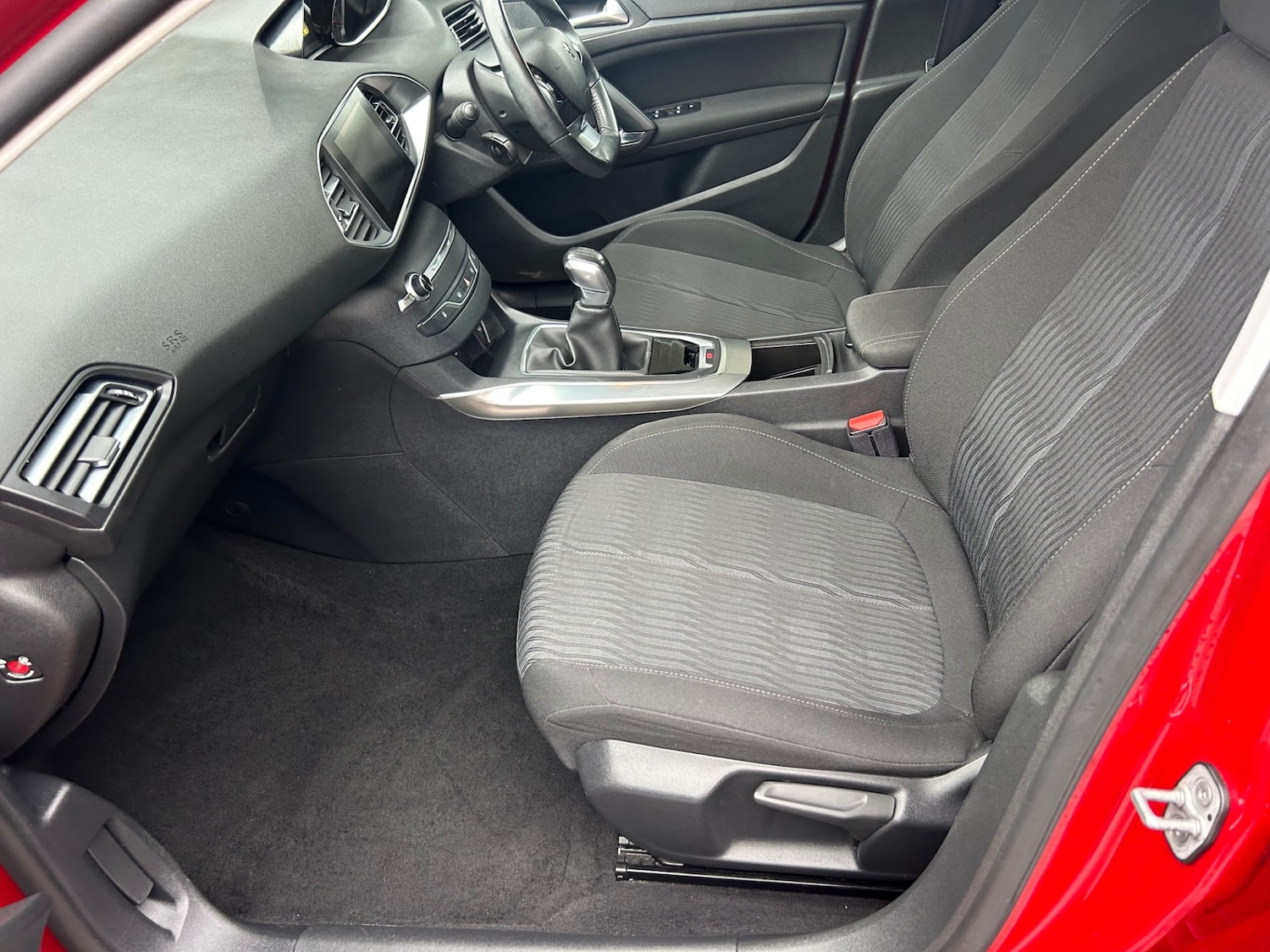 Used Peugeot 308 2015 for sale - 76322082: Photo 11