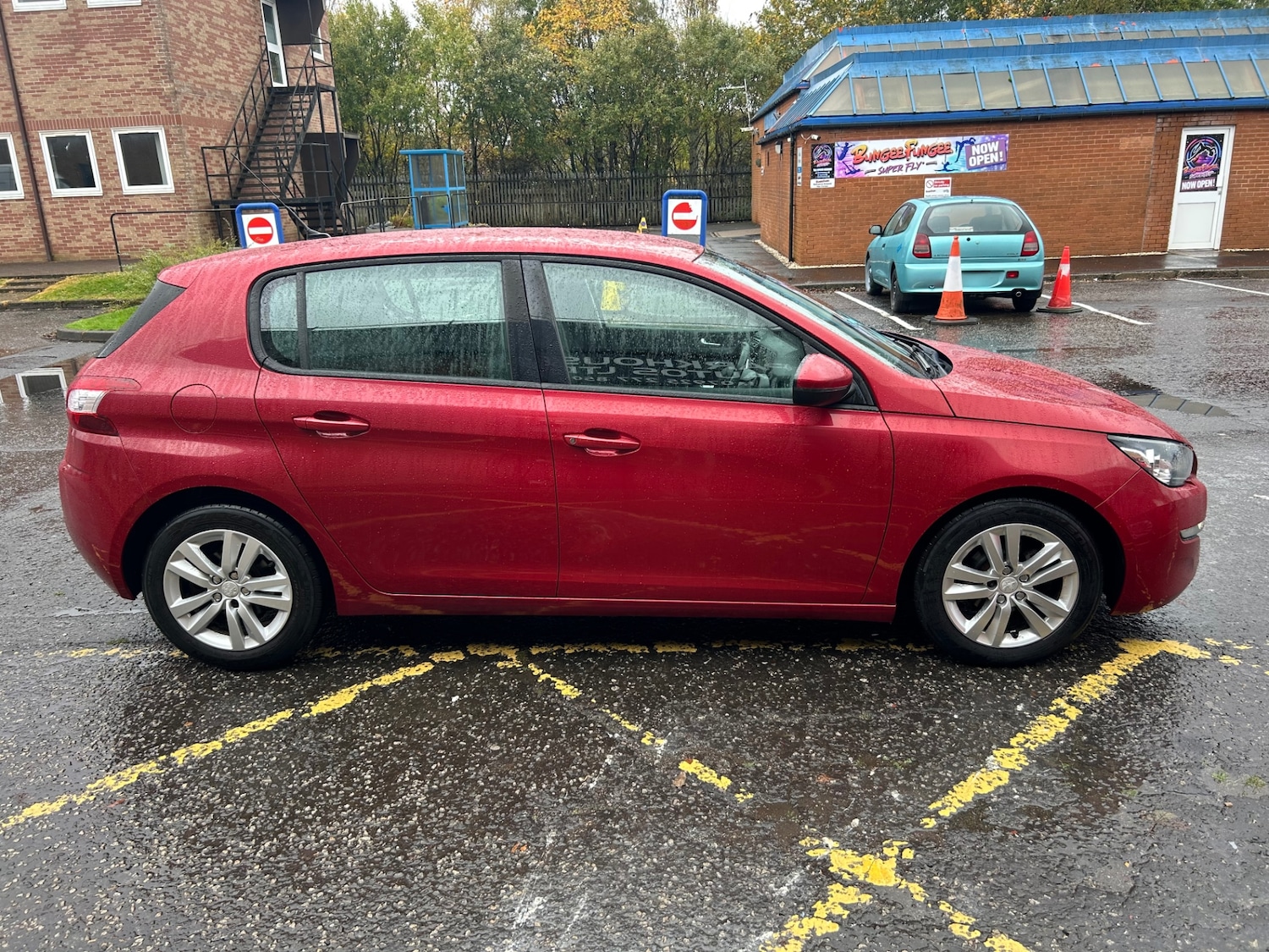 Used Peugeot 308 2015 for sale - 76322082: Photo 3