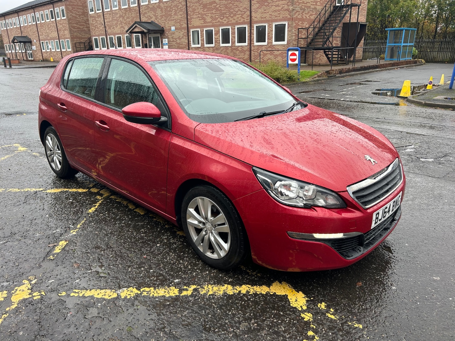 Used Peugeot 308 2015 for sale - 76322082: Photo 6