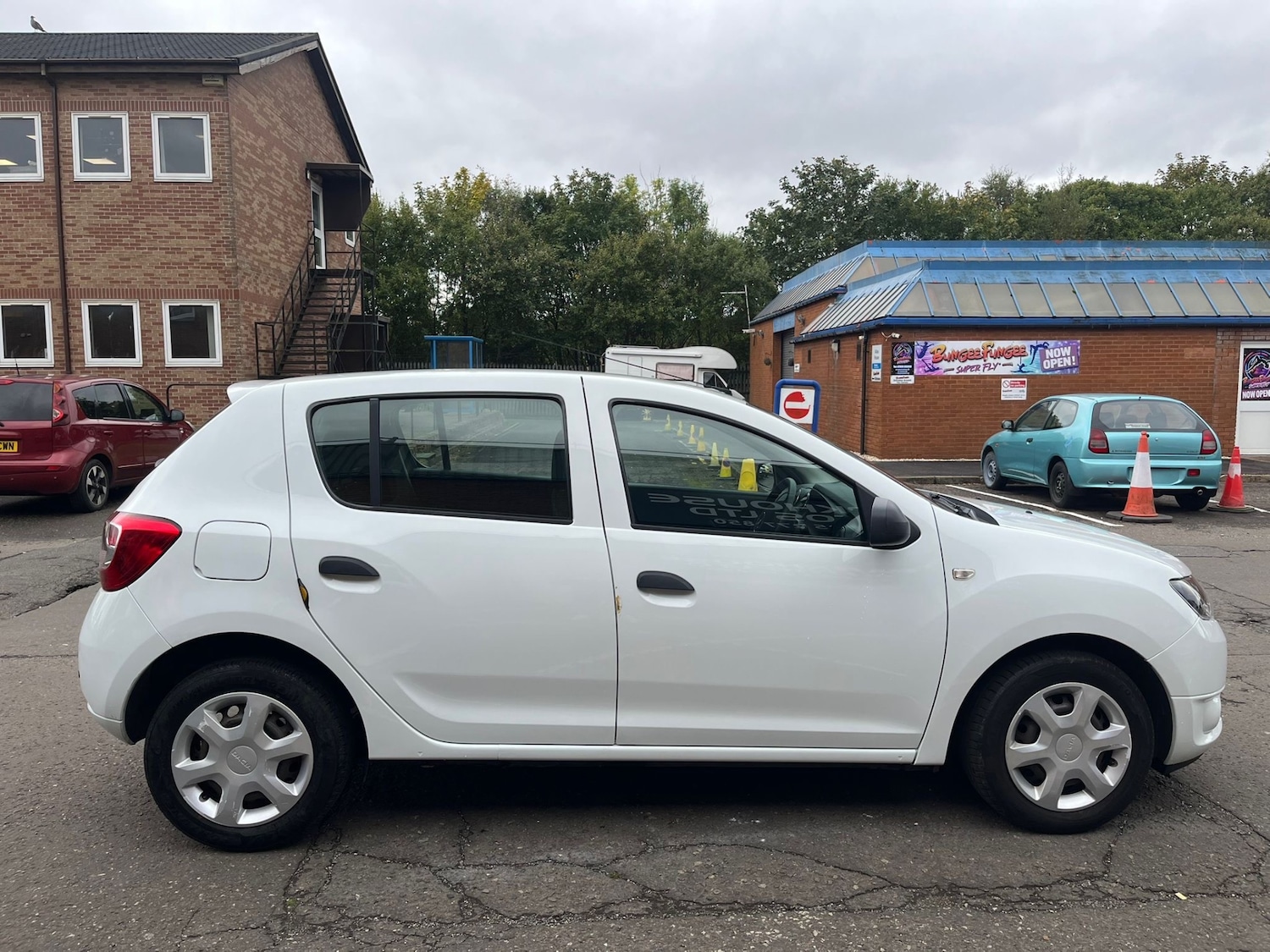 Used Dacia Sandero 2015 for sale - 76070500: Photo 3