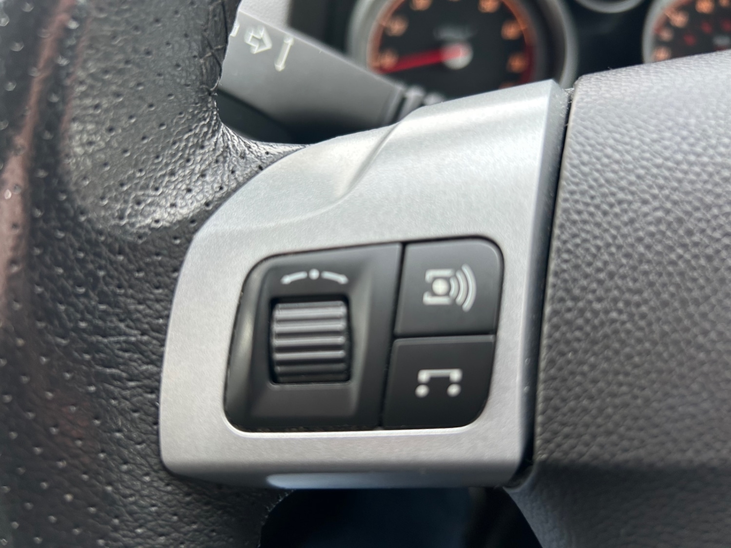 Used Vauxhall Astra 2010 for sale - 77234005: Photo 15