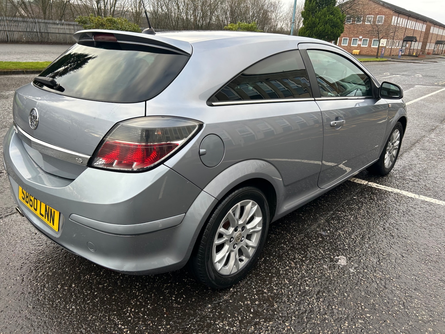 Used Vauxhall Astra 2010 for sale - 77234005: Photo 8