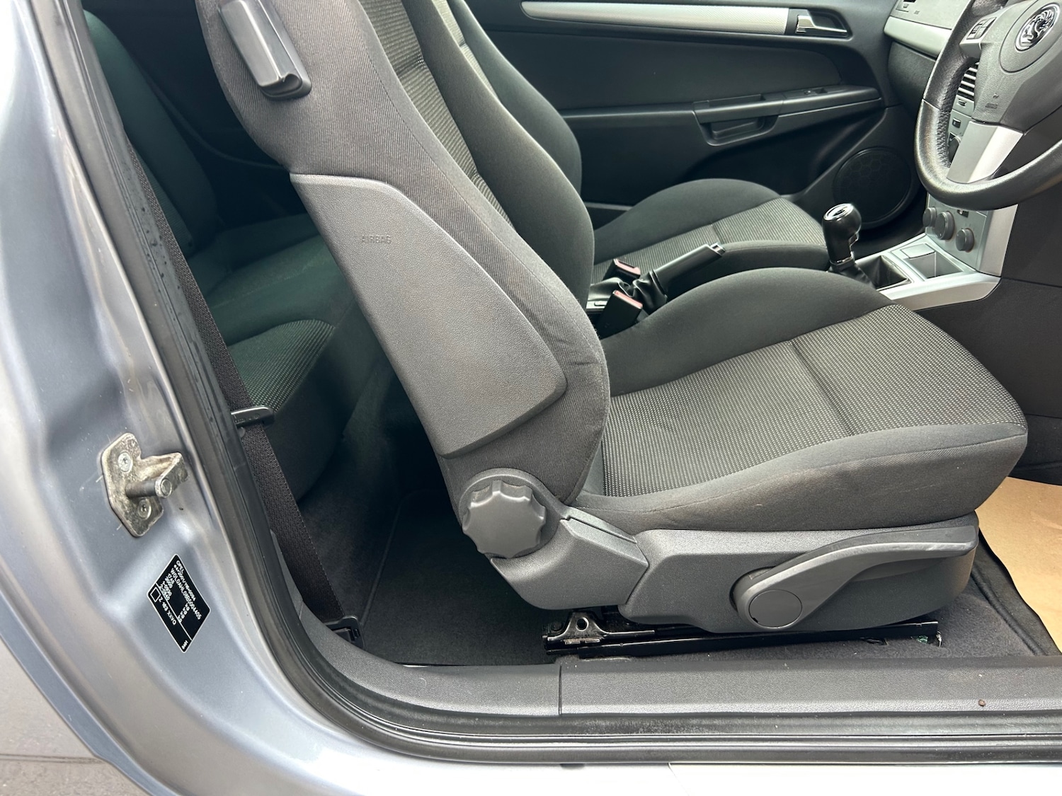 Used Vauxhall Astra 2010 for sale - 77234005: Photo 9